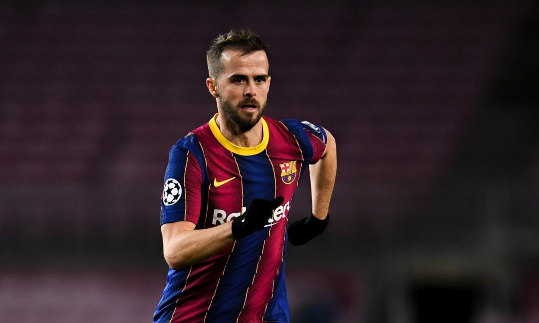 Pjanic, incontro con il Barcellona: vuole la Juve, ha proposto una 'nuova' formula