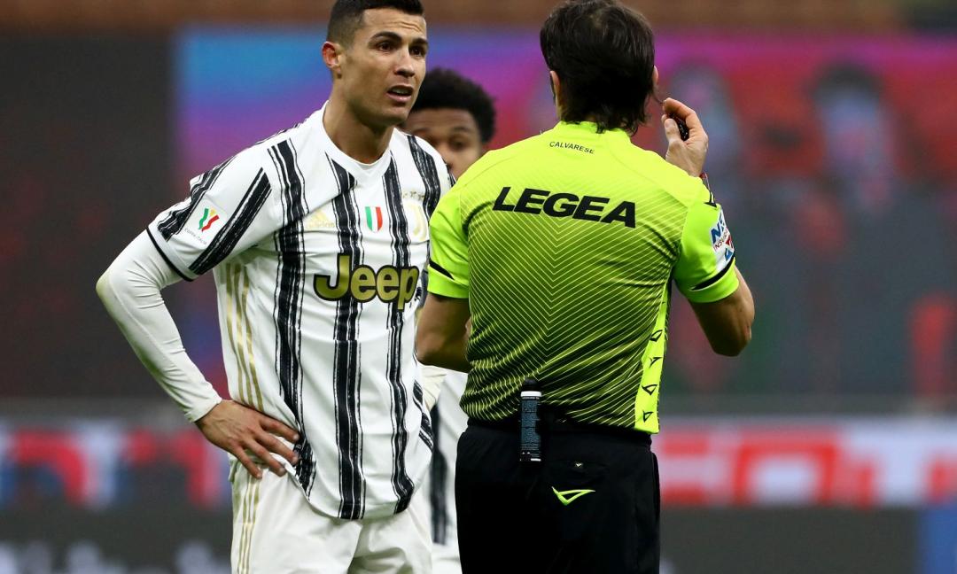 Juve Inter A Calvarese L Arbitro Che Ha Scatenato Le Polemiche Per Un Rosso Non Dato A Ronaldo Ilbianconero Com