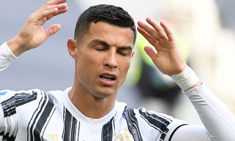 Juve, Ronaldo ha parlato con Allegri: Mendes si muove