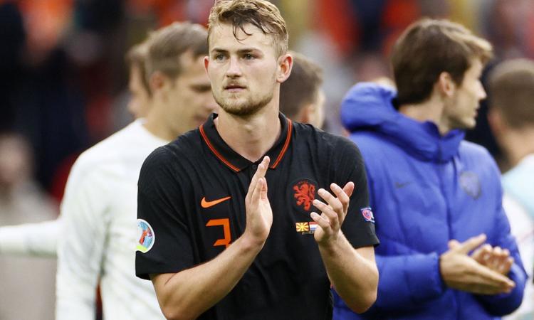 De Ligt: 'Alla Juve sono migliorato, ora mi sento più completo. A Van Basten dico che...'