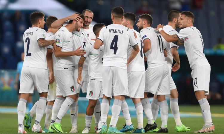 Italia, ecco la maglia con patch dei campioni d'Europa! FOTO