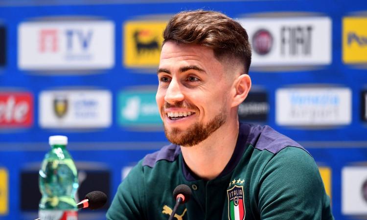 Jorginho: 'La maglia della Nazionale per me è un sogno. Dobbiamo rialzarci e restare uniti'