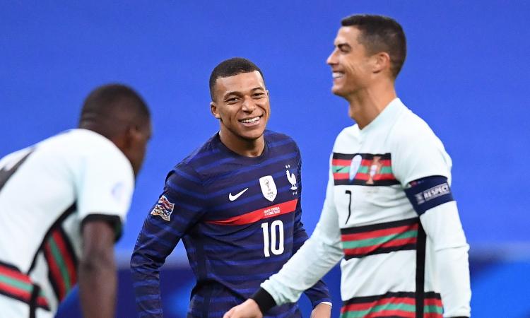 Mbappé giura amore al PSG: così cambia anche il futuro di Ronaldo alla Juve