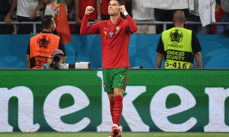 Ronaldo, il messaggio social: 'Portogallo, torneremo più forti'