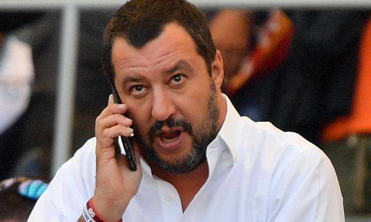 Salvini difende la Juve: 'Gamba tesa sui bianconeri, è perché dà fastidio?'