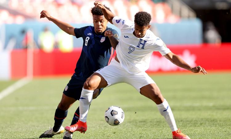 McKennie, arriva la 'solidarietà' dei tifosi: 'Sospeso per un selfie! E qualcuno già ricomincia con le critiche'