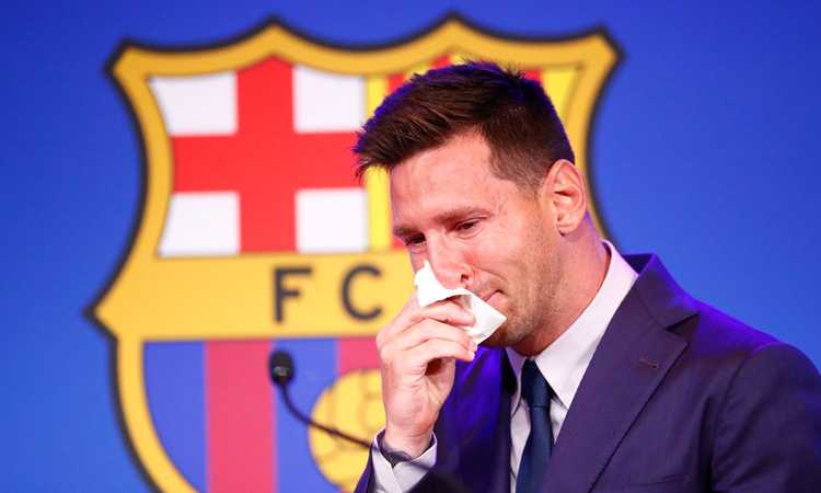 Messi, addio al Barça: 'Mi stavo dimezzando lo stipendio per restare! Col PSG ancora...'