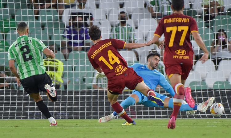 Verso Juve-Roma: 'Si scalda Shomurodov'