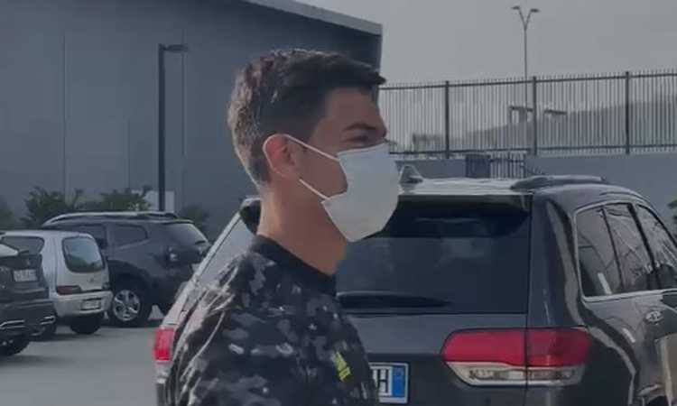 Juve, esami terminati: Morata e Dybala lasciano il JMedical, i VIDEO 