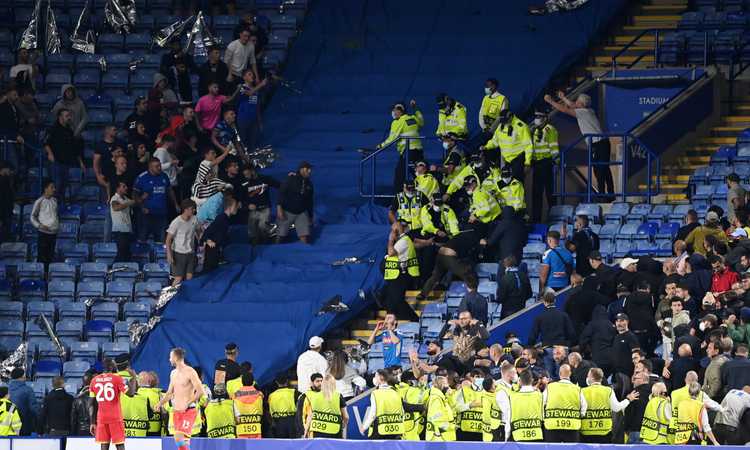 Napoli, 12 tifosi arrestati a Leicester! Le autorità: 'Vergogna!'