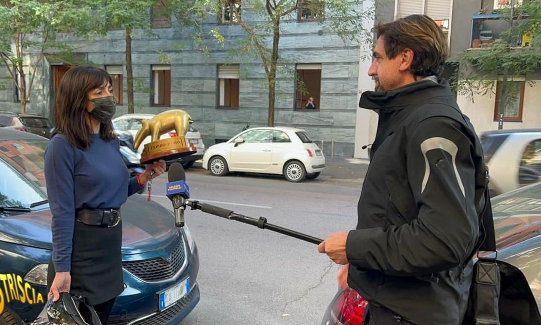 Ambra lasciata da Allegri, per lei il Tapiro: 'Almeno lui in casa entra...'