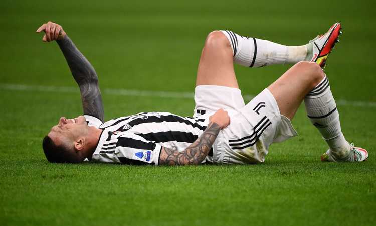 Mercato Juve: rinnovo di Bernardeschi 'in alto mare', la situazione