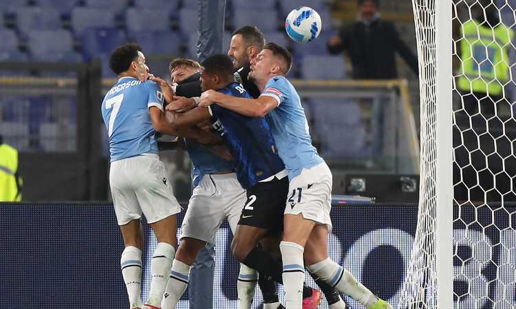 Sarri: 'Inter-Lazio? Io espulso per un dito puntato, loro mani addosso e niente'