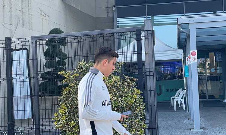 Juve, Dybala al JMedical. 'Come va la gamba?': ecco la sua risposta VIDEO