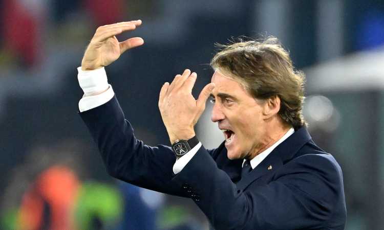 Mancini: 'Accordo con club di Premier? Falso!'