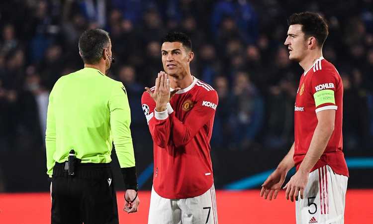 Manchester United, spogliatoio spaccato, inglesi contro Ronaldo: cosa succede