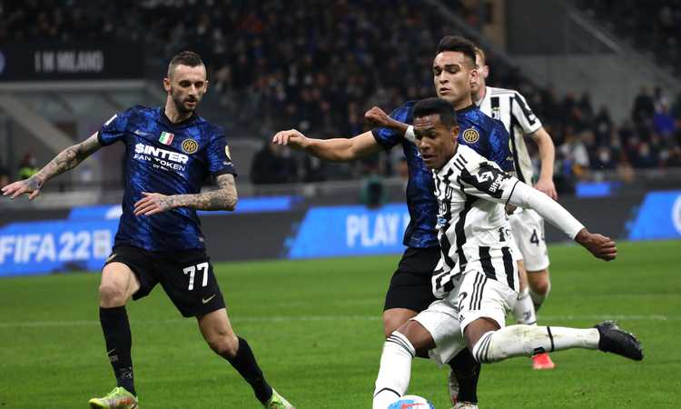 Juve-Inter, Alex Sandro sostituito: reazione netta dello Stadium