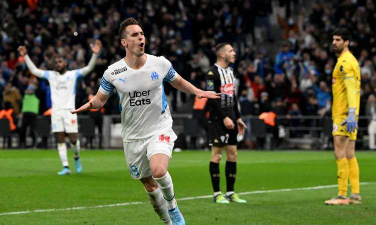 Juve, un club fa sul serio per Milik