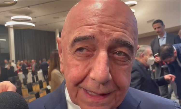 Galliani: 'Dybala? Io sono per gli amori che...'