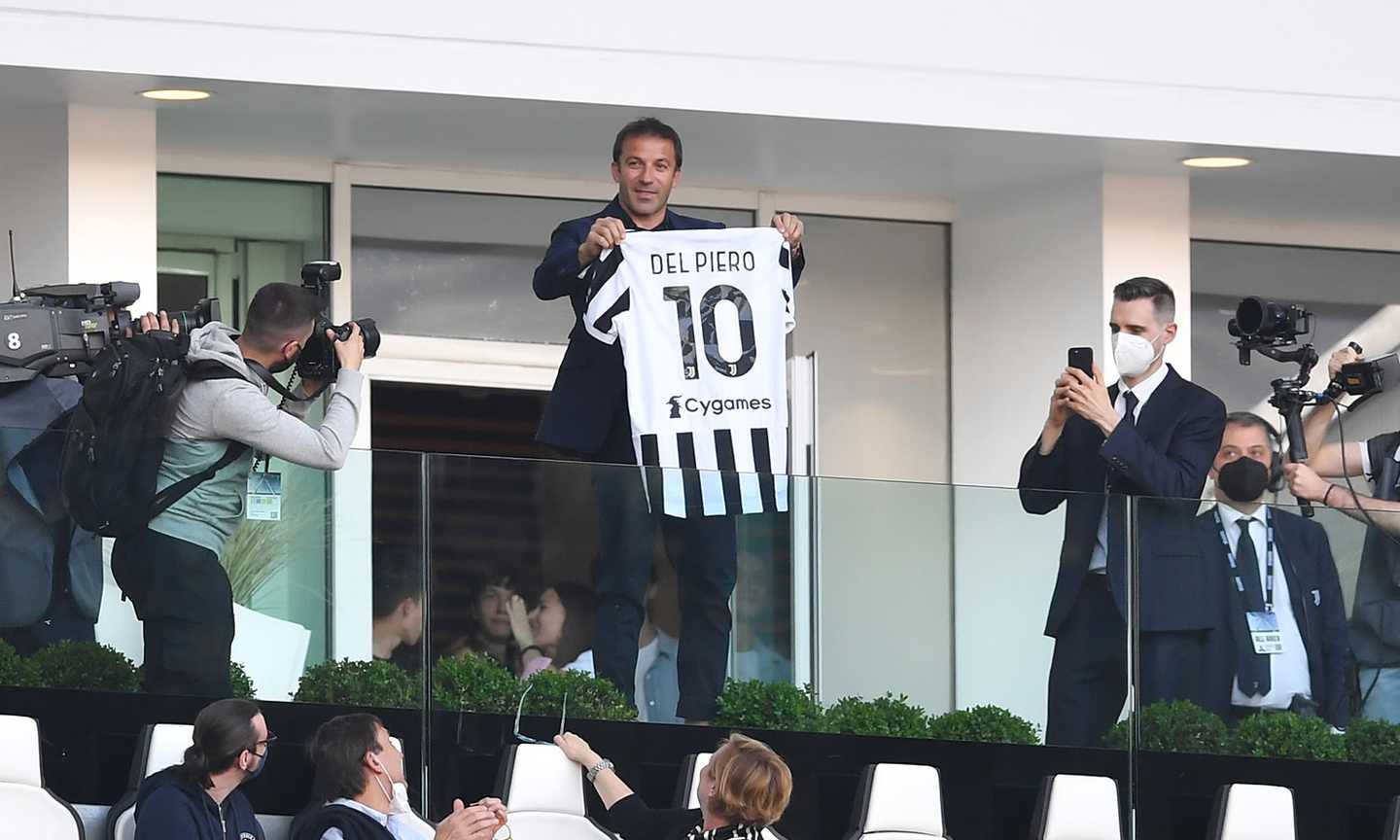 Juventus-Bologna, Alessandro Del Piero è allo Stadium, i tifosi: 'C'è solo un capitano'