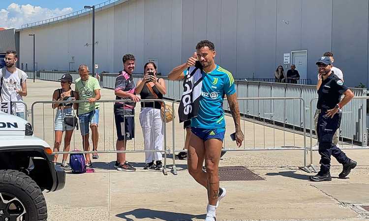 Rugani guida il gruppo, la carica di Fagioli, i complimenti ai giovani: il VIDEO del primo allenamento della stagione