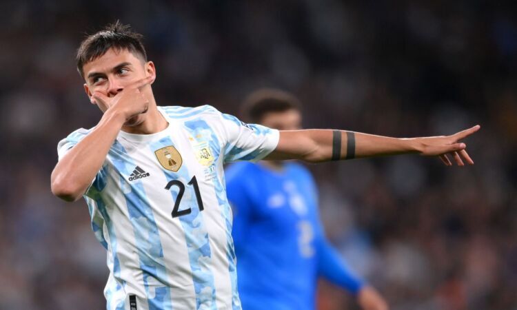 Maradona jr su Dybala: 'Perché non al Napoli? Che tristezza'