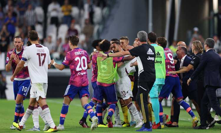 ‘C’è un disegno contro la Juve!’, ‘È una vergogna’: tifosi bianconeri in rivolta dopo il gol annullato a Milik