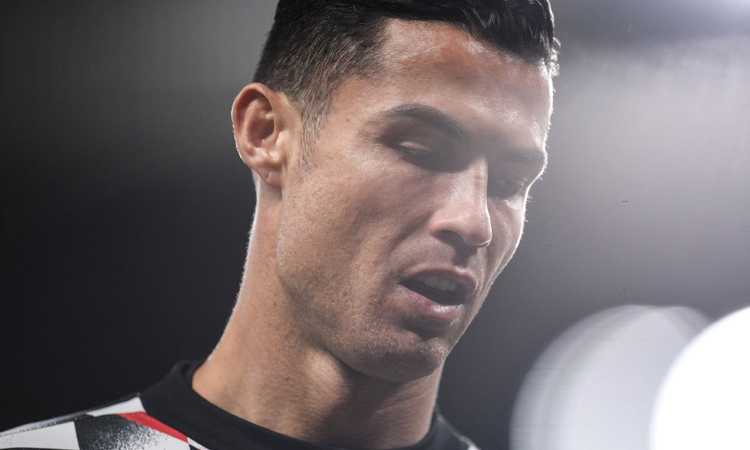 Mercato, indiscrezione clamorosa: 'Lo United regala Cristiano Ronaldo', e la Juve...