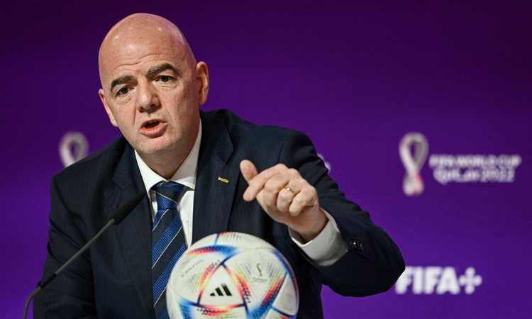 Infantino sfida Superlega e Uefa: 'Via al Mondiale per club'