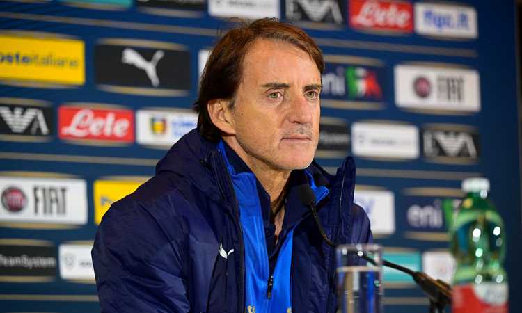 Mancini: 'La pausa favorirà le inseguitrici, la Juve...'