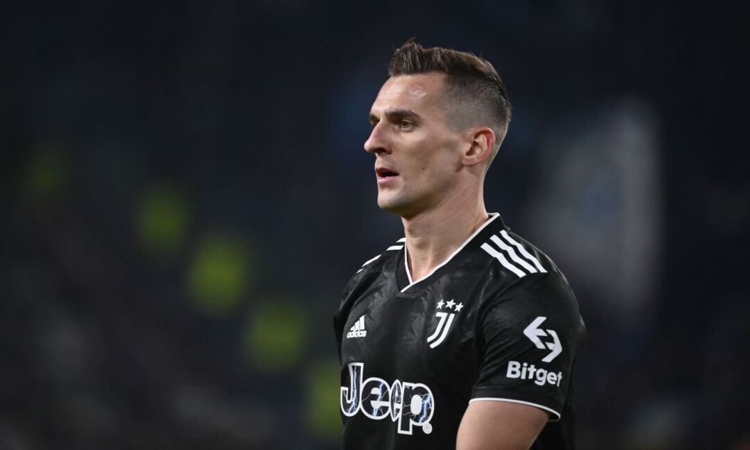 Mercato, Juve al lavoro per il futuro di Milik: cosa succede