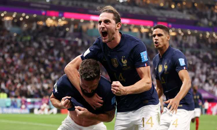 Rabiot vola in semifinale da protagonista: sgroppate e diga difensiva, così trascina la Francia al Mondiale. Ma in casa Juve...