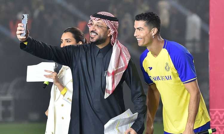 L'Arabia chiama Juve e Barcellona: 'minaccia alla Uefa, i due club invitati per la Saudi Champions'