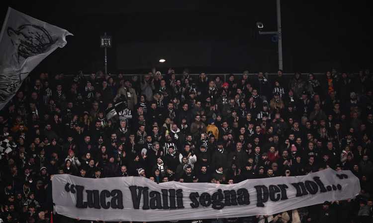 'Luca Vialli segna per noi', a Cremona lo striscione dei tifosi