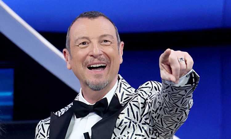 Sanremo 2024,  la voce social: 'Amadeus prepara lo sfottò a Gatti', ma é una fake news