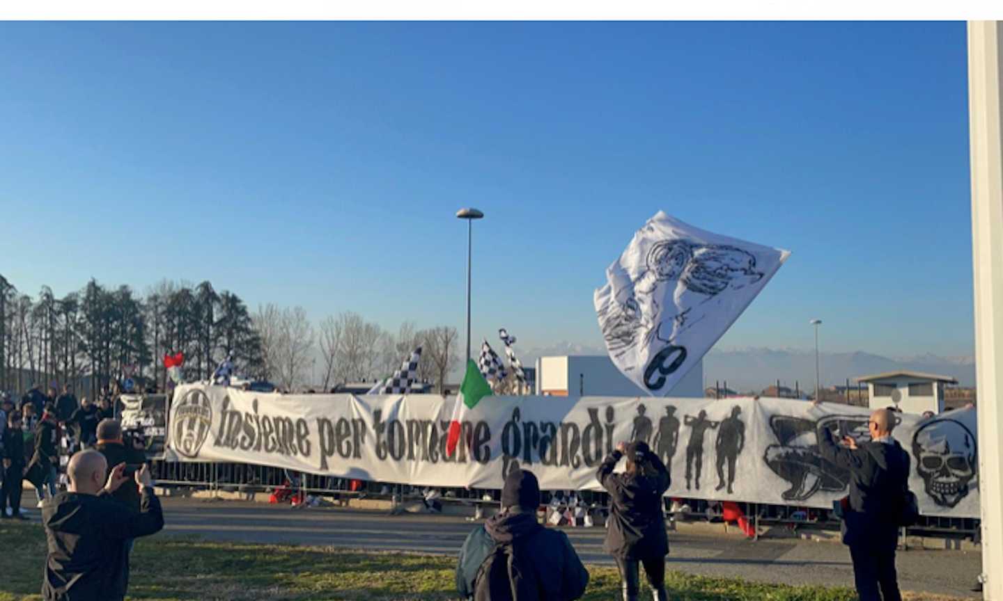 Juve, il comunicato degli ultras: 'Disertiamo gli abbonamenti'