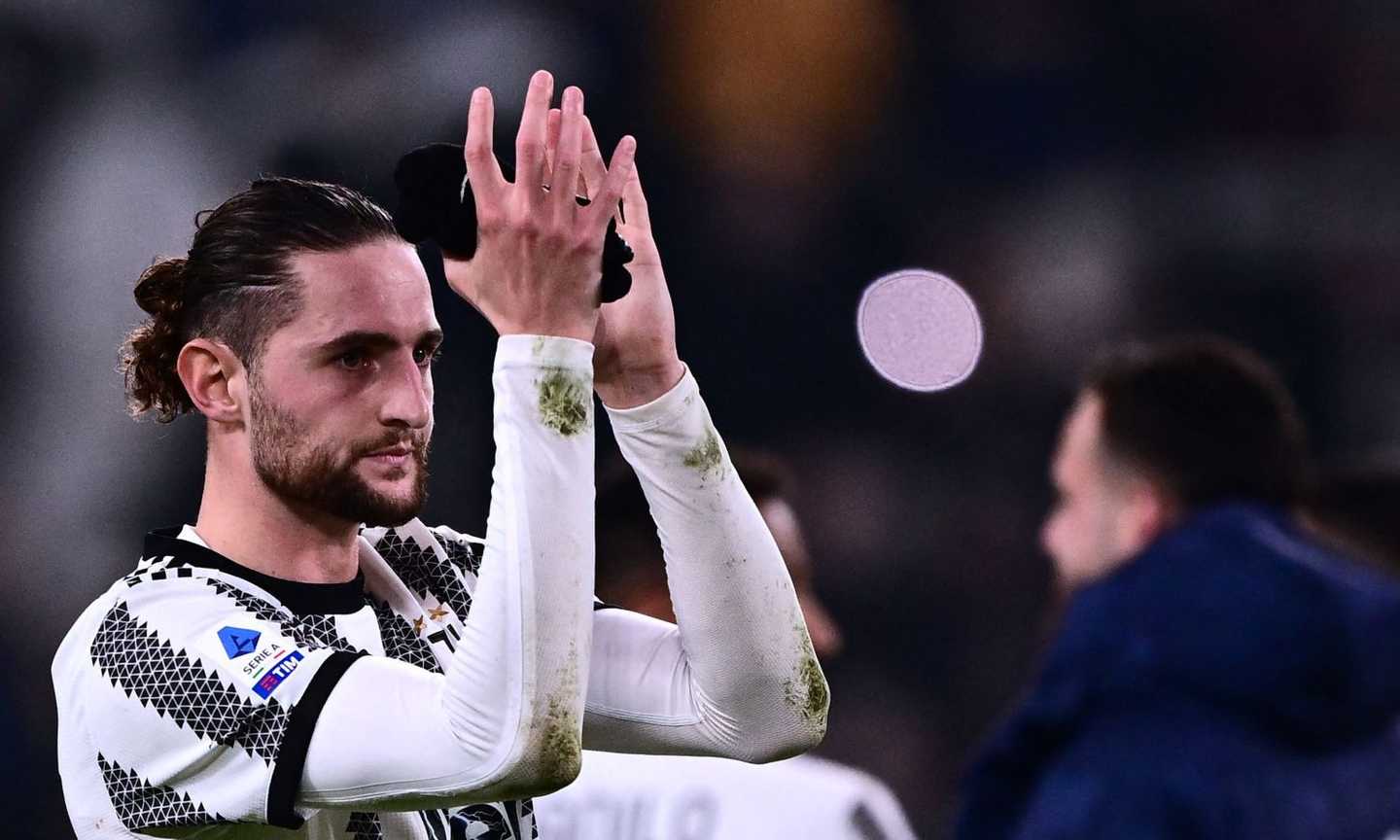 Juve, rinnova anche Rabiot? 'Oggi il primo incontro con mamma Veronique'