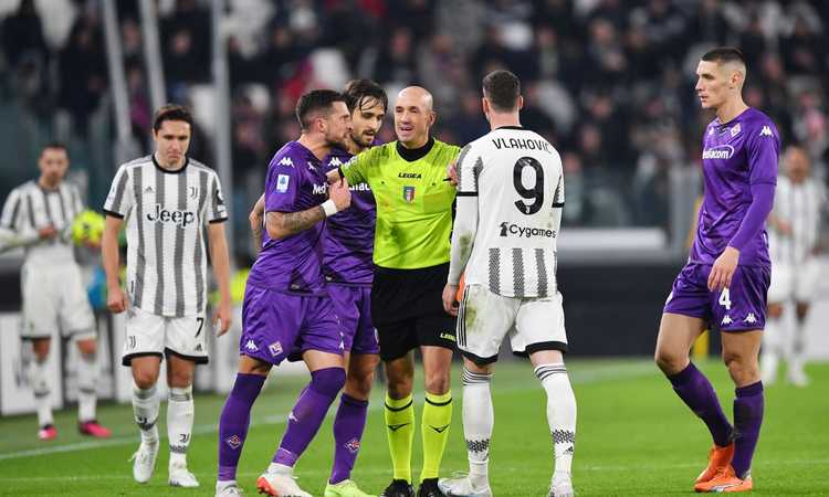 Juve-Fiorentina, altre immagini inedite. Vlahovic litiga con due ex compagni. Bonaventura, mani in faccia a Di Maria