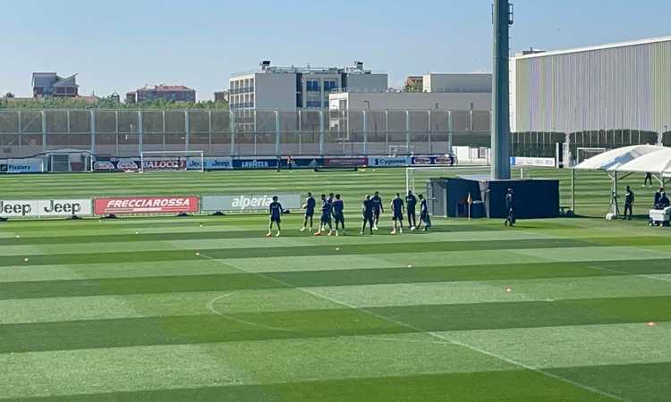 Juve, l’allenamento pre Sporting, ci sono De Sciglio e Alex Sandro, Rabiot a parte: FOTO e VIDEO