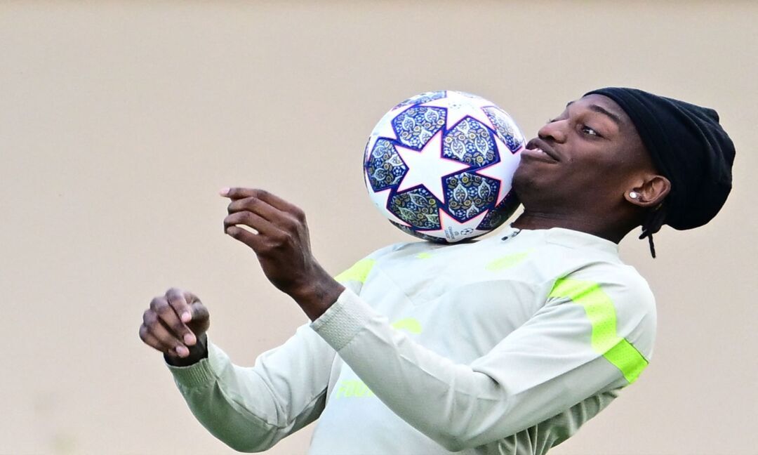 Milan, Leao stupito da un giocatore della Juve: le sue parole