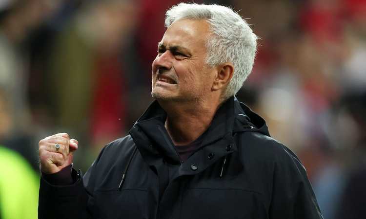 Mourinho durissimo: 'Penalizzazione alla Juve uno scherzo. Campionato falsato, ma mi spiace per Allegri'