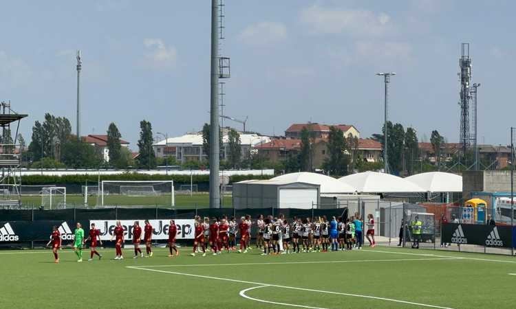 Juve Women, passerella d'onore per tributare la Roma Campione d'Italia: la FOTO