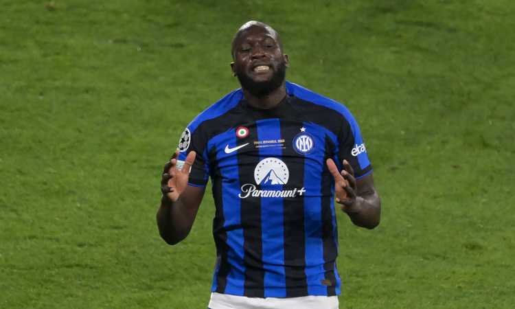 CdS - Inter e Juve, battaglia per Lukaku: il piano del club bianconero, Vlahovic la chiave