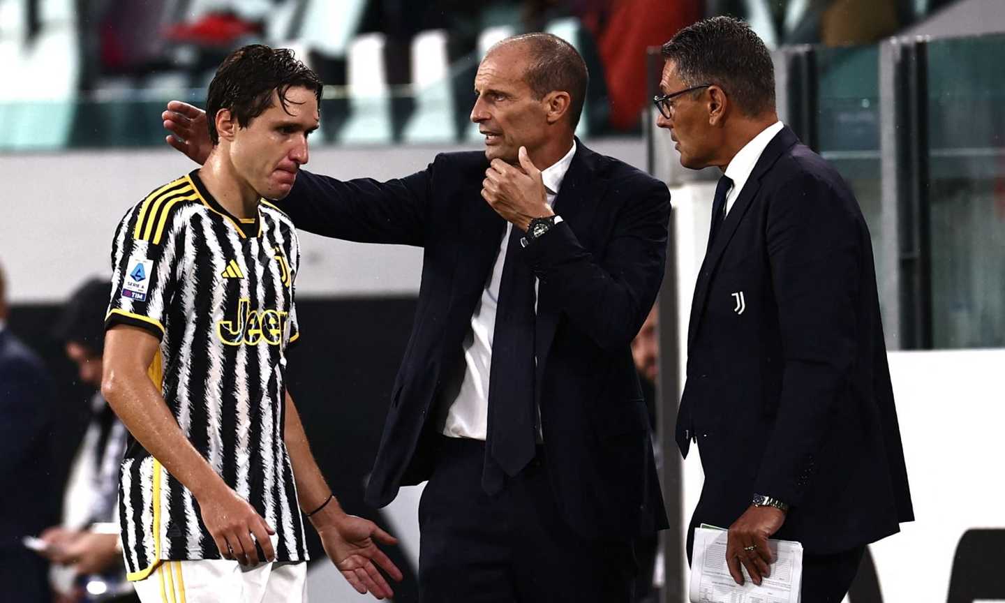 Repubblica – Juventus, Federico Chiesa-Massimiliano Allegri: c’è qualcosa che non va. ‘Agitazione nello spogliatoio’