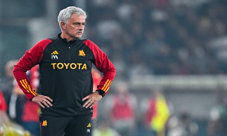 Verso Juve-Roma: le scelte di Mourinho in difesa 