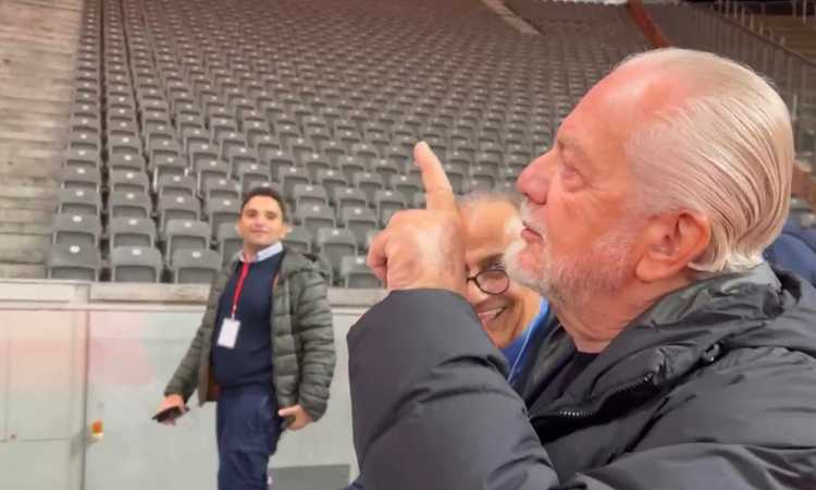 De Laurentiis, non solo lo stop all'intervista di Politano: aggredisce il cameraman VIDEO