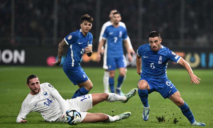 'Un altro ruolo'? No, è il solito Rabiot e per Allegri può essere un problema. E i tifosi si dividono