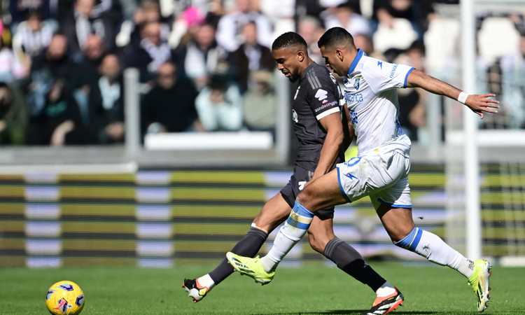 Juve-Frosinone, Fabio Caressa sconcertato: 'Mai vista una cosa così'