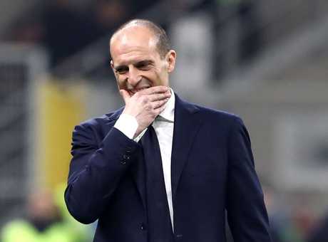 Gazzetta - Juventus ridotta a inseguire il Cagliari, con 32 punti in meno: serve una sterzata, è tempo di rifondazione