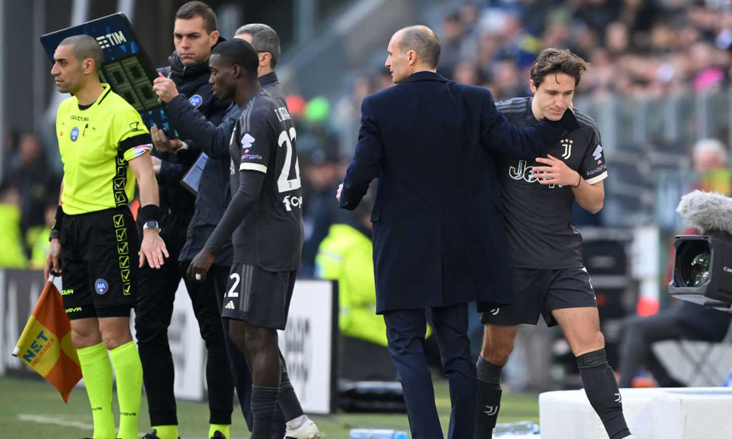 Juventus, Allegri su Chiesa: 'Il calcio non è il subbuteo'